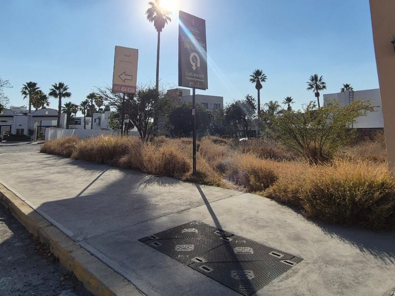 Terreno Paseo Real — 2 photos