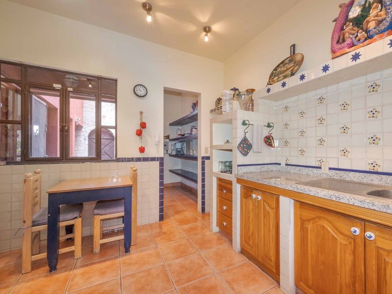 Casa Trueno — 10 photos