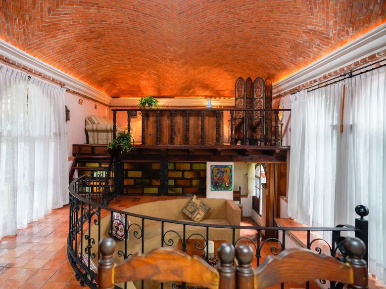 Casa Tesoro — 9 photos