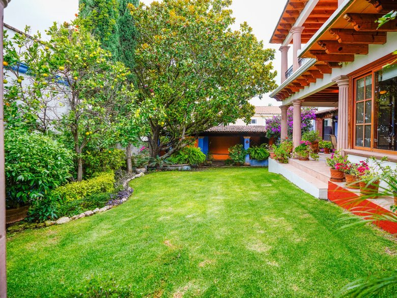 Casa Tesoro — 14 photos