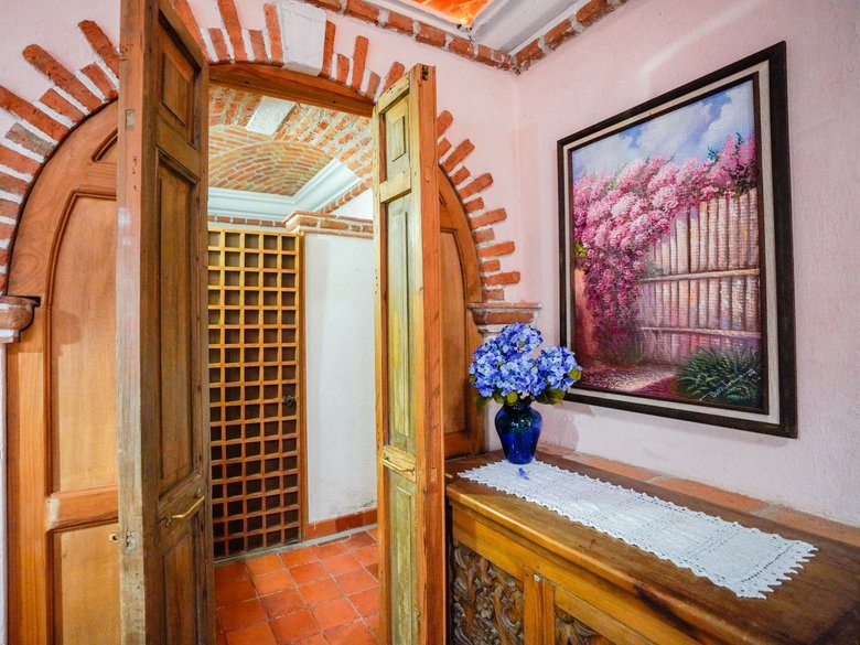 Casa Tesoro — 11 photos