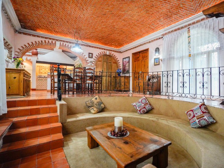 Casa Tesoro — 12 photos