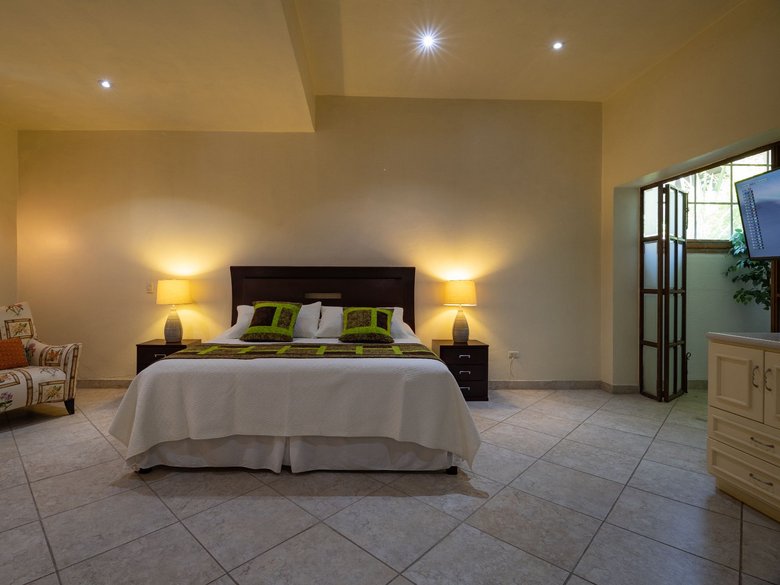 CASA LAS PALMAS — 17 photos