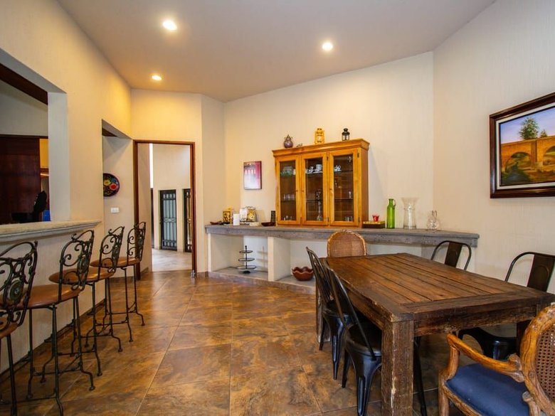 CASA SEVILLA — 6 photos