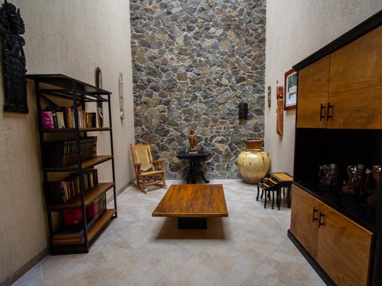 CASA SEVILLA — 10 photos