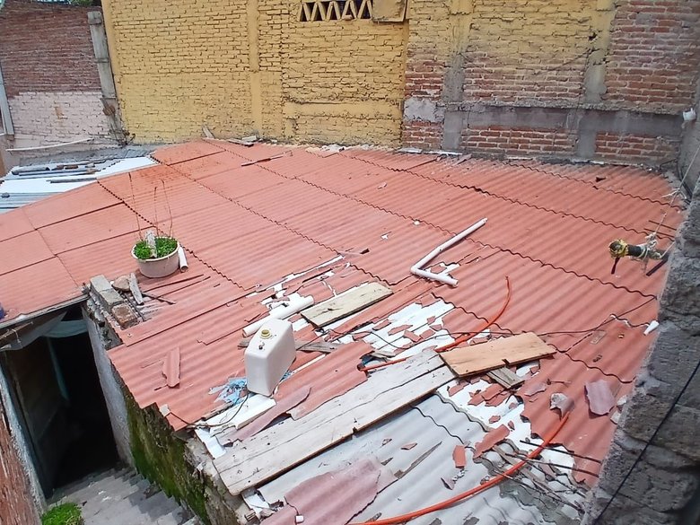 Fixer Upper Toro y Palmas — 4 photos