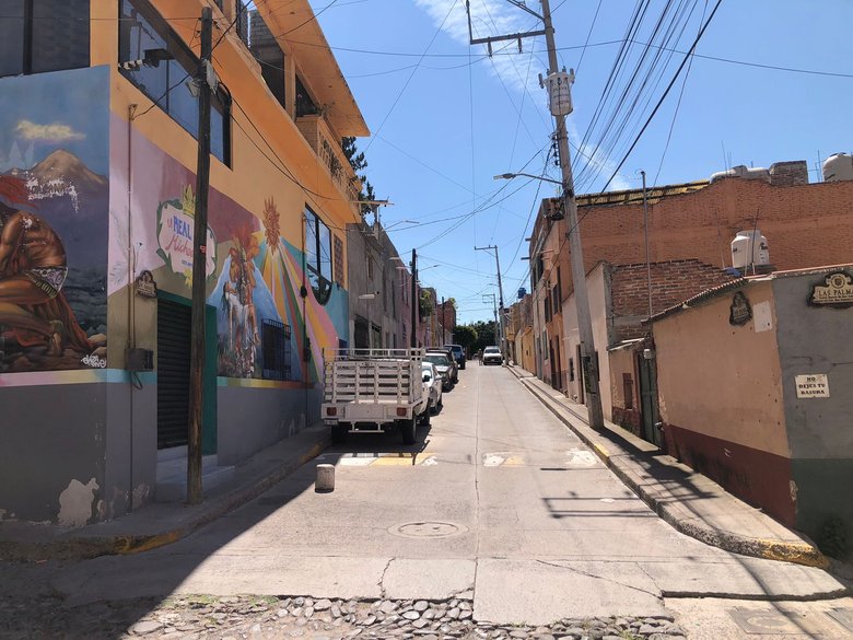 Fixer Upper Toro y Palmas — 9 photos