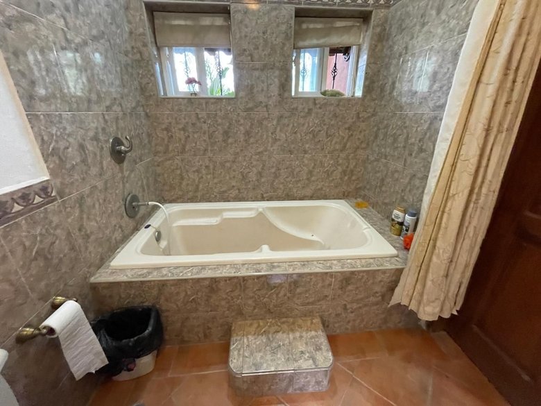Casa Newell — 8 photos