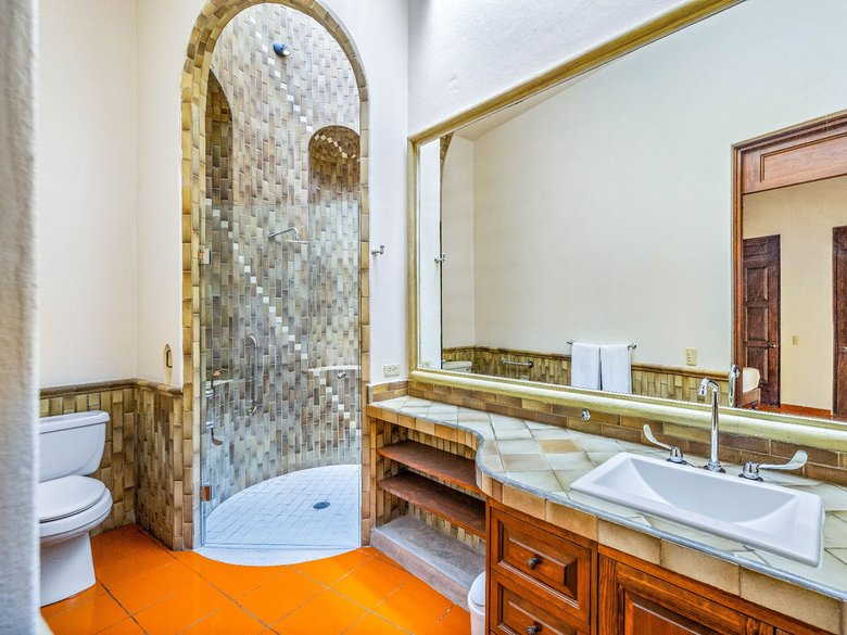Allende Village - Villa #7 — 12 photos