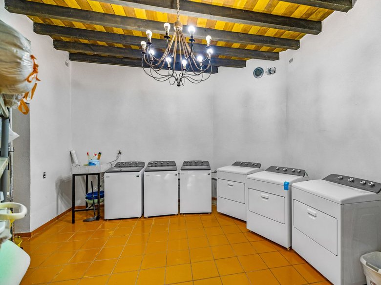 Allende Village - Villa #6 — 12 photos