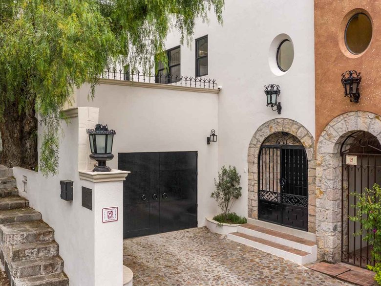 Casa de Luz — 25 photos