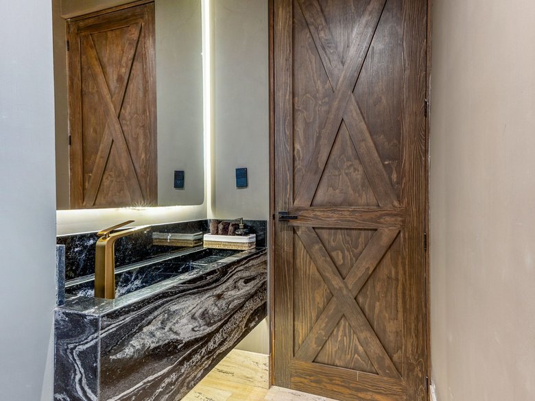 Casa Fairway 7 — 17 photos