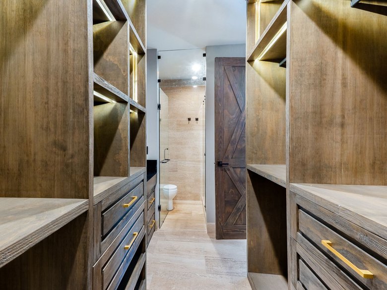 Casa Fairway 7 — 20 photos