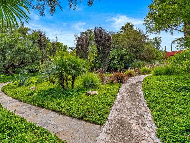 Casa Latona — 31 photos