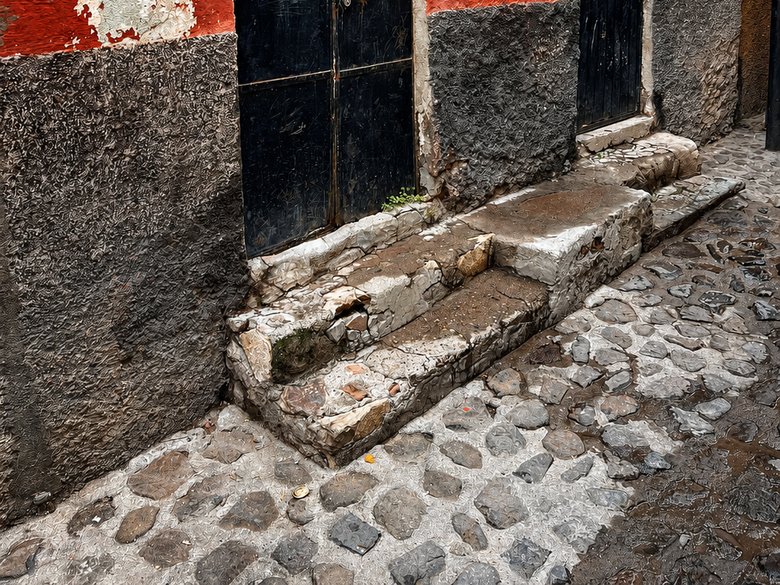Callejon de Landin — 3 photos