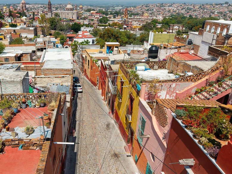 Callejon de Landin — 8 photos