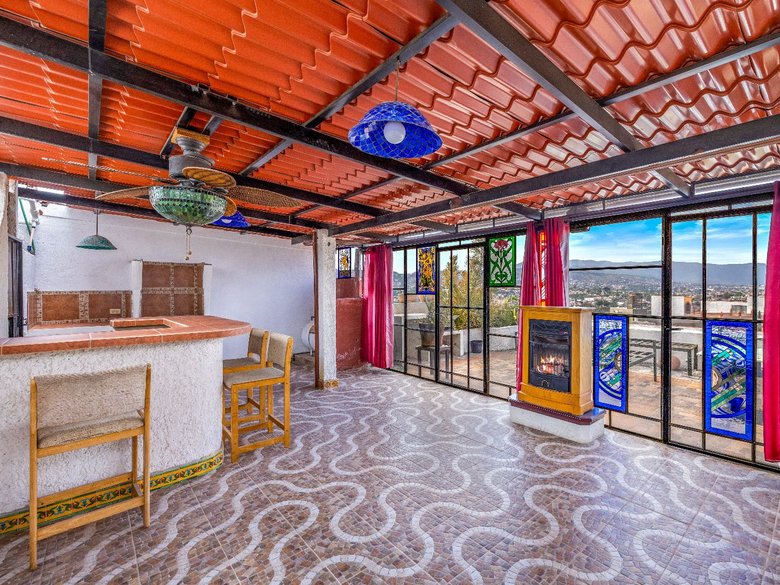 CASA NOUVEAU — 15 photos