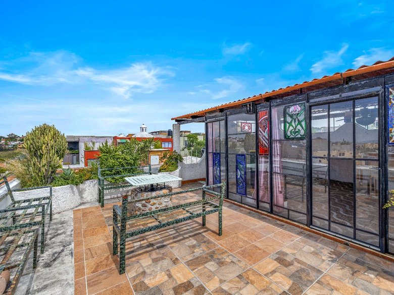 CASA NOUVEAU — 16 photos