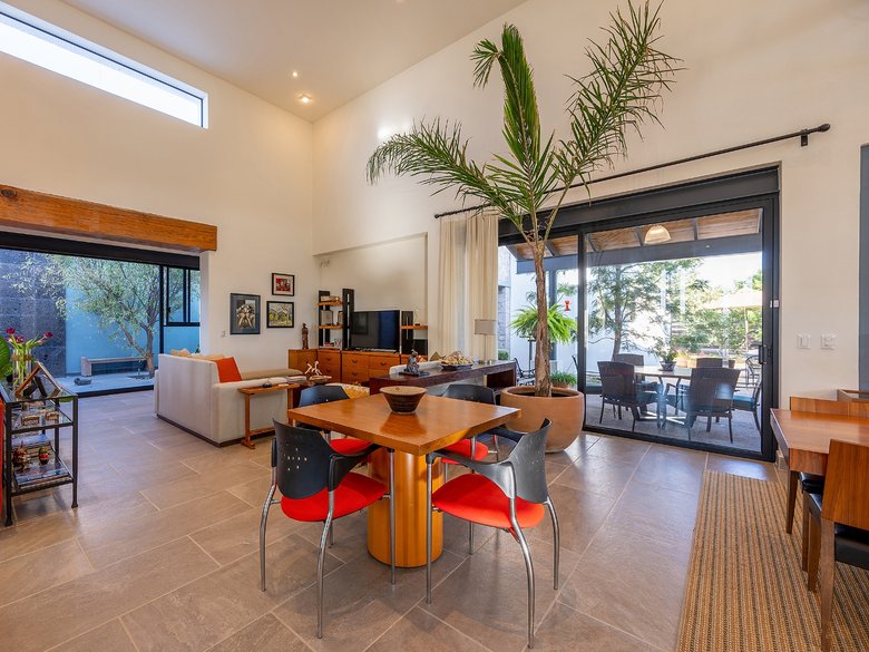 Casa Prisma — 5 photos