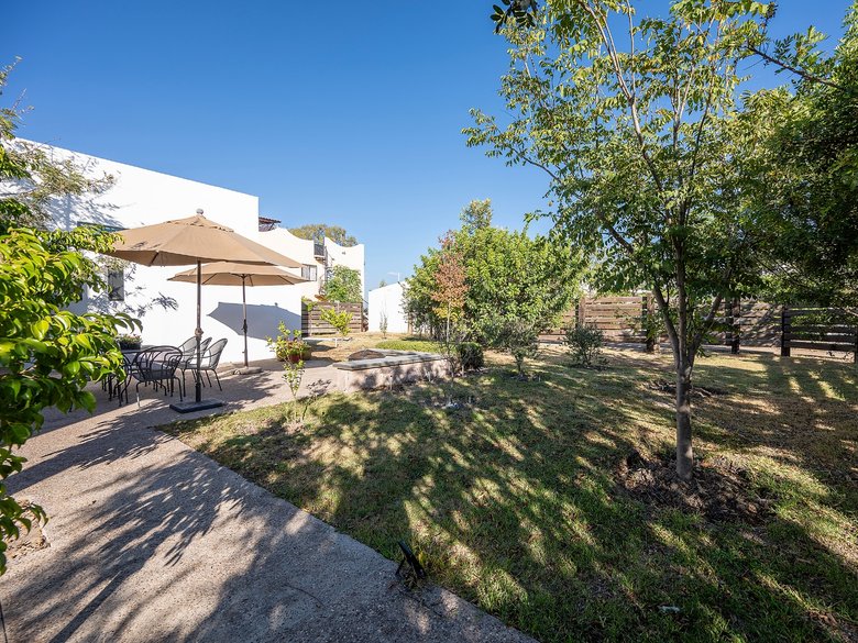 Casa Prisma — 16 photos