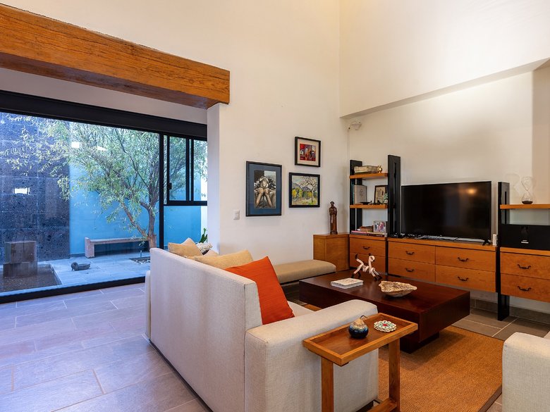 Casa Prisma — 11 photos