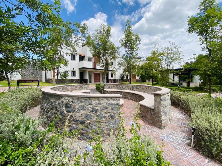 CONDOMINIO MONTECARLO LANTANA — 17 photos