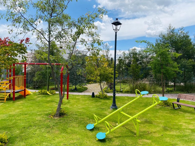 CONDOMINIO MONTECARLO LANTANA — 9 photos