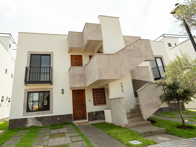 CONDOMINIO MONTECARLO LANTANA — 18 photos