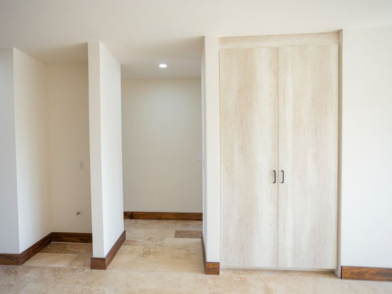 CONDOMINIO MONTECARLO LANTANA — 8 photos