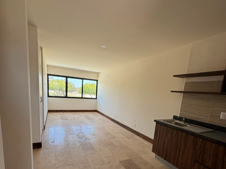 CONDOMINIO MONTECARLO LANTANA — 2 photos