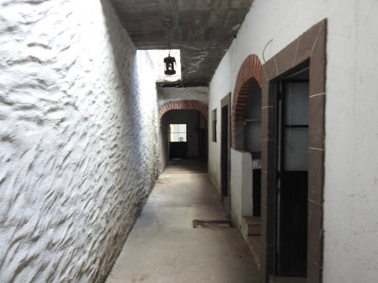 CASA REFUGIO — 2 photos