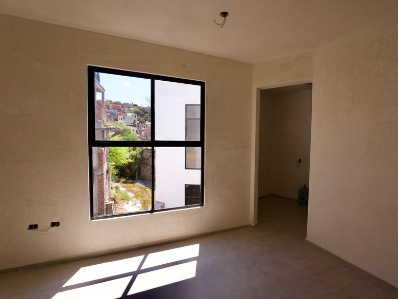 Nuñes Lofts / Loft 5 — 6 photos