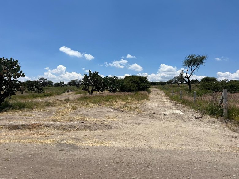 Lote Loma de San Miguel 17 — 9 photos