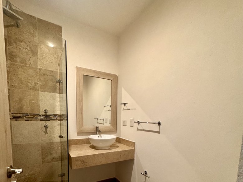 La Serena - One Level Living — 10 photos