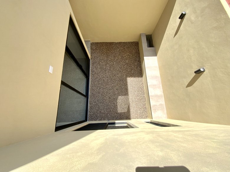 Contemporary, Recently-Built Home in the Golden Corridor, San Miguel de Allende — 7 photos