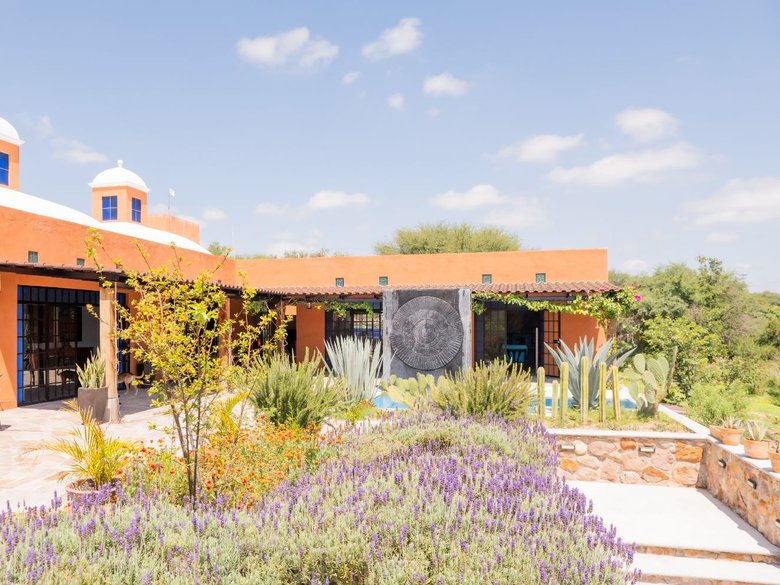 Casa Bohemia — 9 photos
