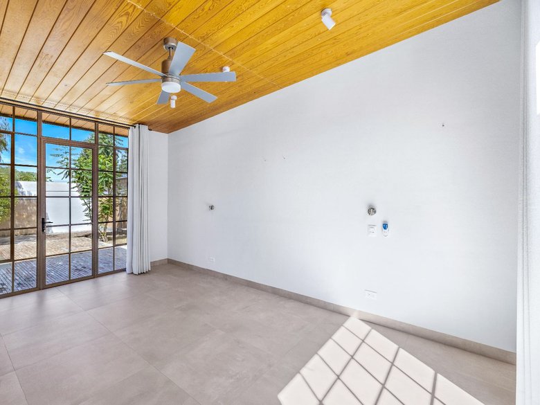 CASA PETIRROJO — 6 photos