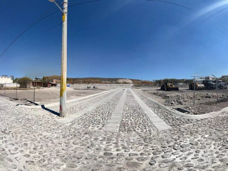 Terrenos en "La Lejona" (precio por m2) — 2 photos