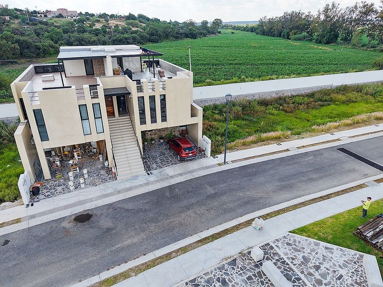 Zirándaro Lavanda Lot 7 — 8 photos