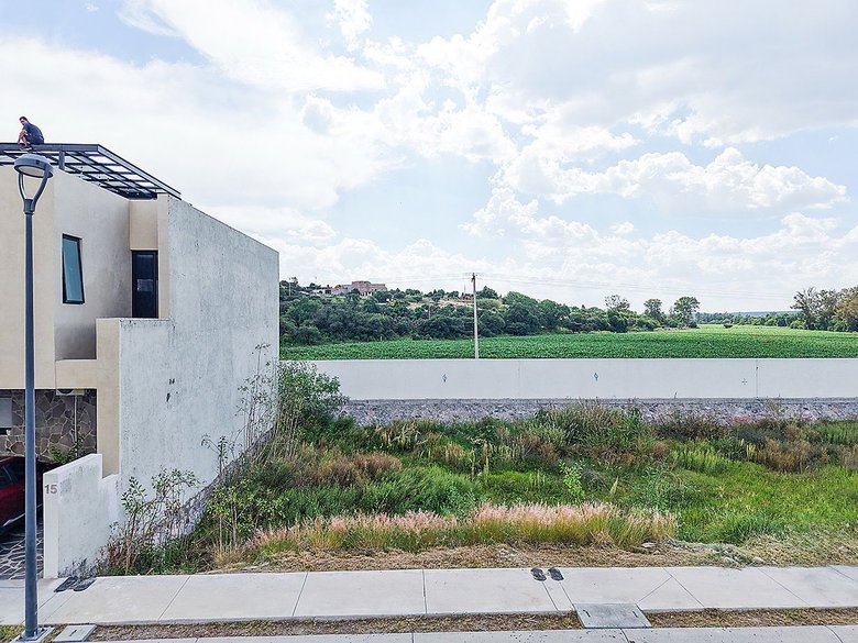 Zirándaro Lavanda Lot 7 — 3 photos