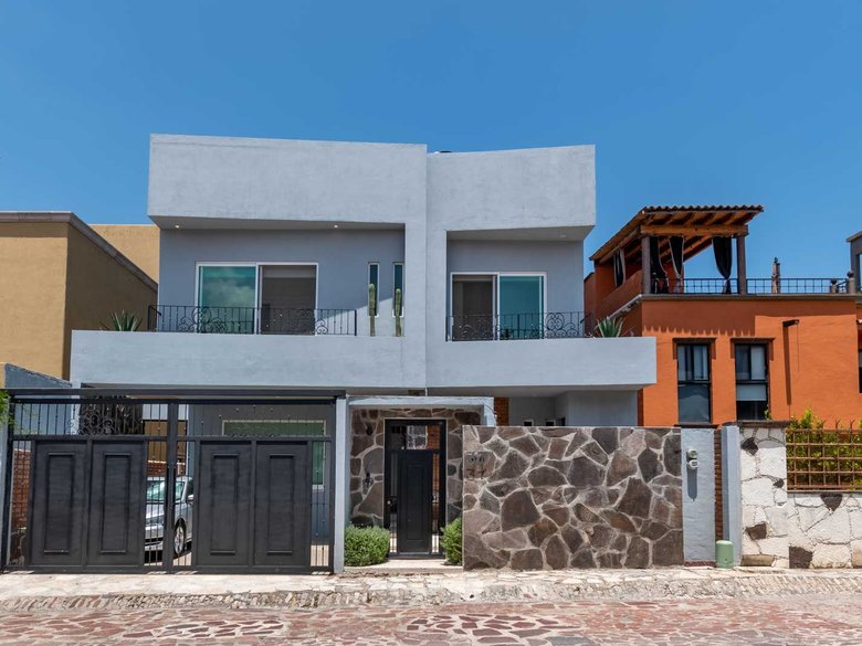 Casa Verona — 25 photos