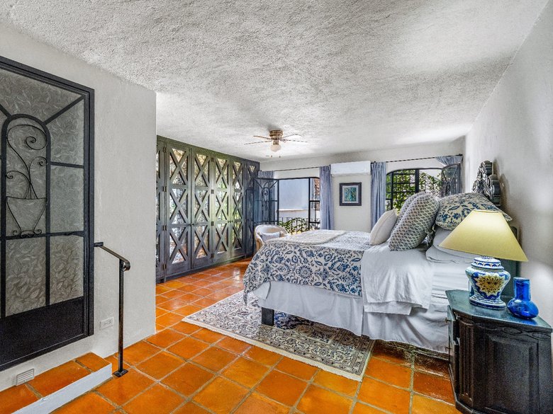 Casa Refugio — 14 photos