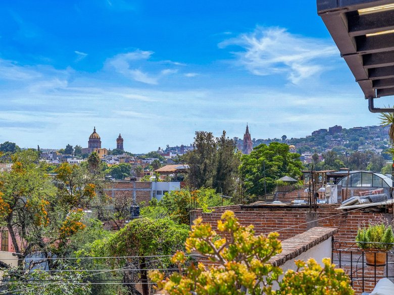 Casa Refugio — 22 photos