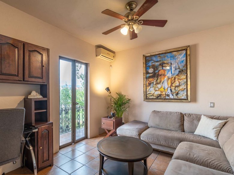 Casa de los Angeles — 22 photos