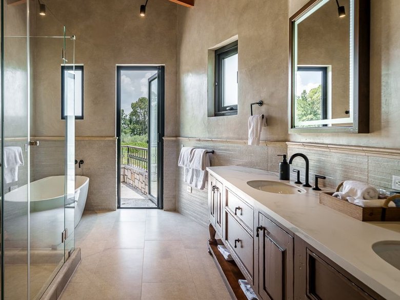 Villa Armonia — 17 photos