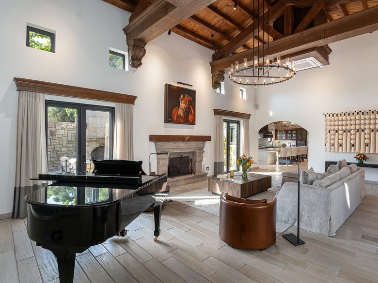 Villa Armonia — 2 photos