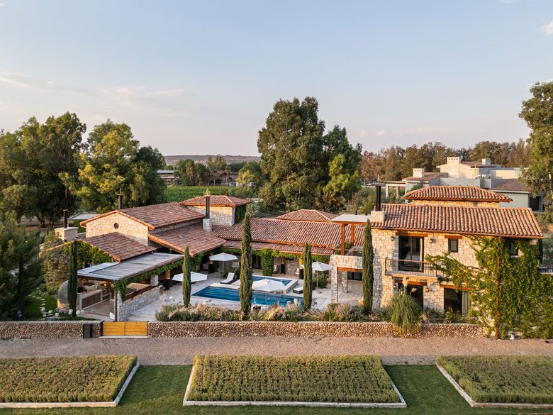 Villa Armonia — 1 photos