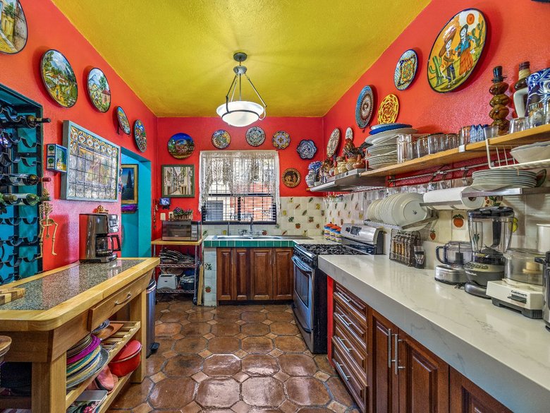 Casa De León — 4 photos