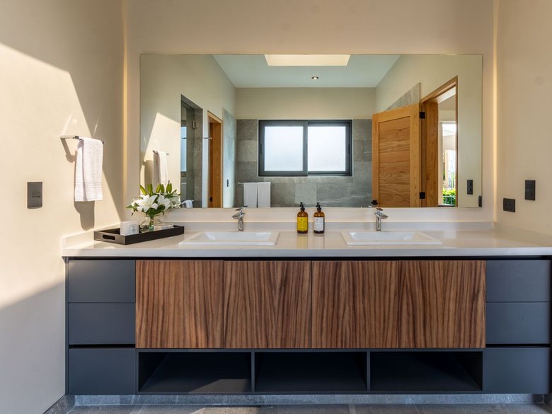 Casa Coronado 25 — 18 photos