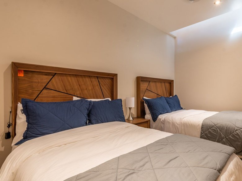 Casa Coronado 25 — 15 photos